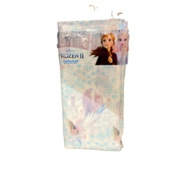 Disney Frozen II Tablecloth (New) - Picture 1 of 4